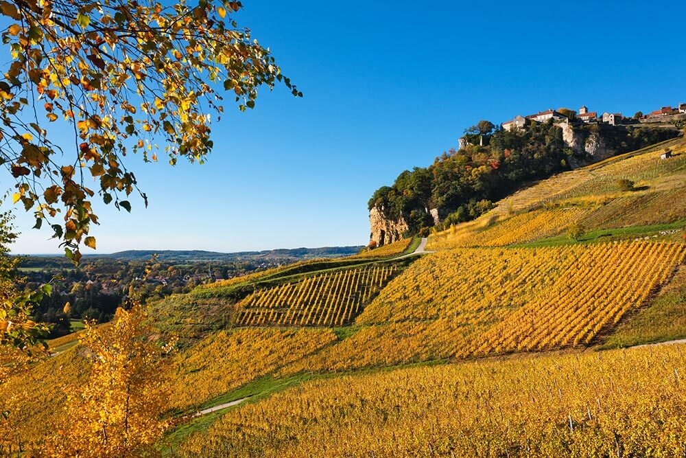 Visite guidée de Château-Chalon, village d'exception dans le Jura